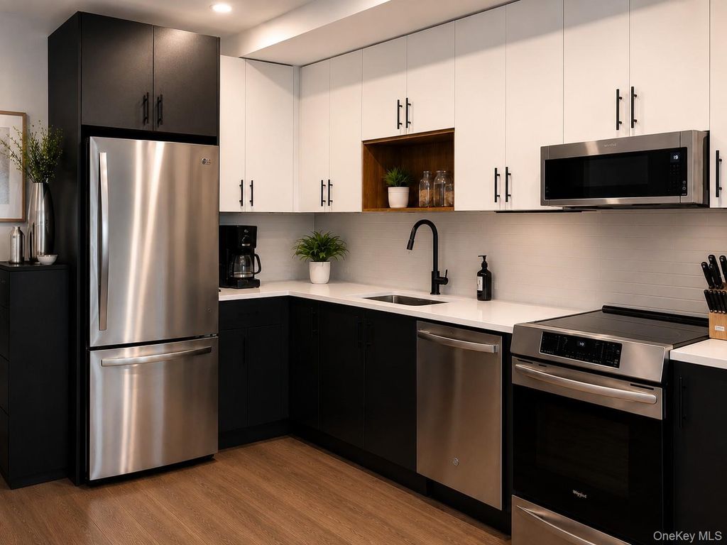 511 Evergreen Avenue 2D, Brooklyn, NY 11221