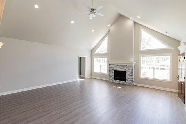 3 Leatherwood Drive, Holiday Island, AR 72631
