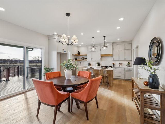 240 NW Copperleaf Court, Waukee, IA 50263