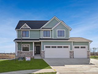 240 NW Copperleaf Court, Waukee, IA 50263