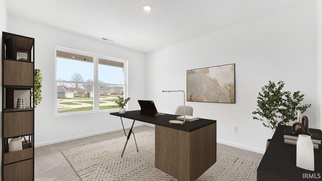 5215 Beechmont Lane, New Haven, IN 46774