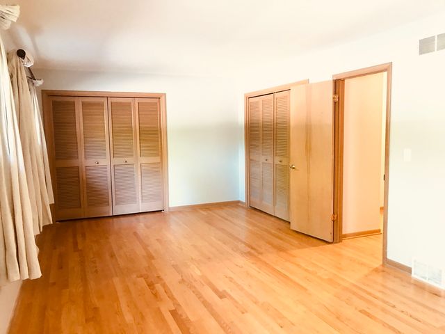 724 Burning Tree Lane, Naperville, IL 60563