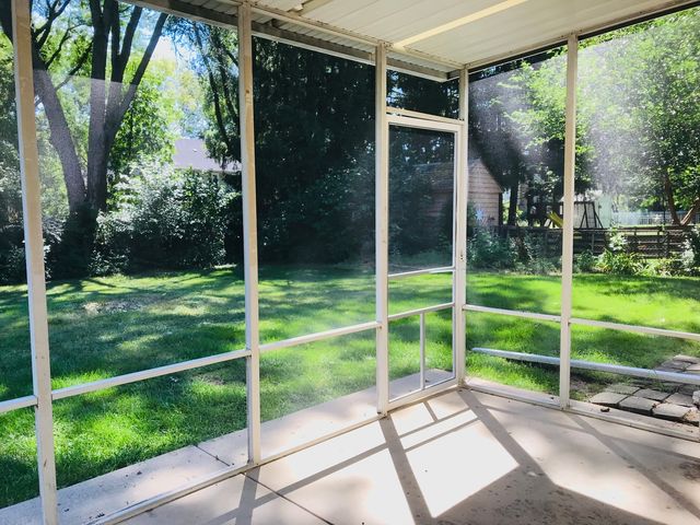 724 Burning Tree Lane, Naperville, IL 60563