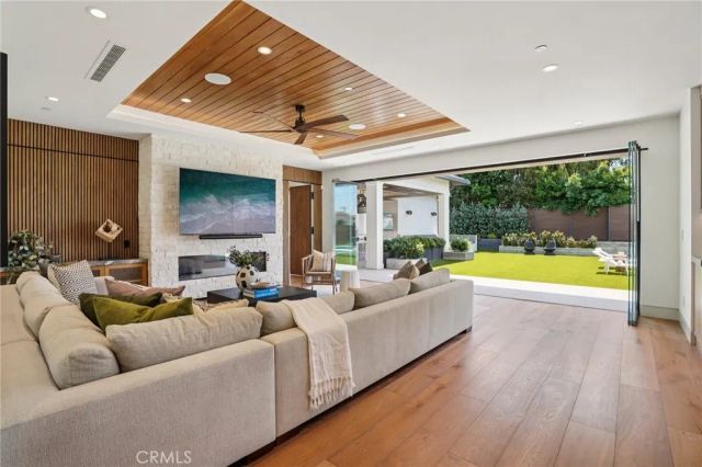 2965 La Carlita Place, Hermosa Beach, CA 90254