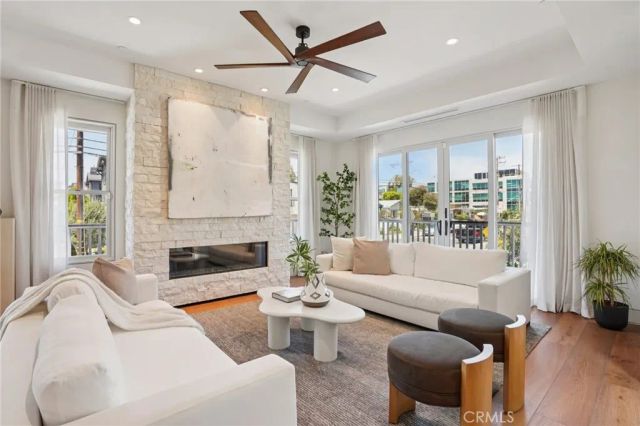 2965 La Carlita Place, Hermosa Beach, CA 90254