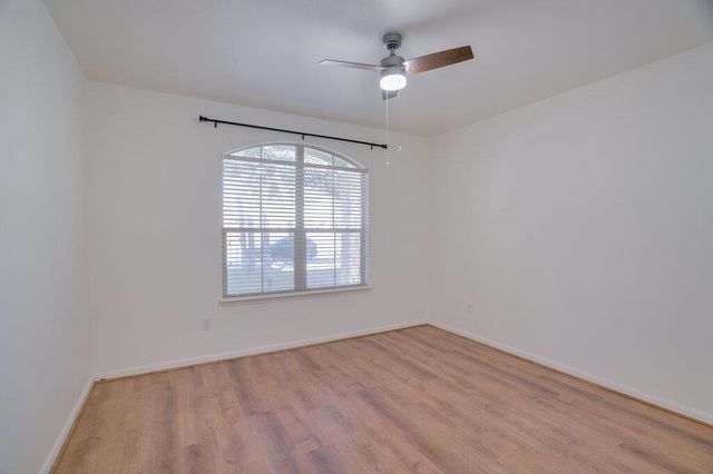 2509 Etta May LN, Leander, TX 78641