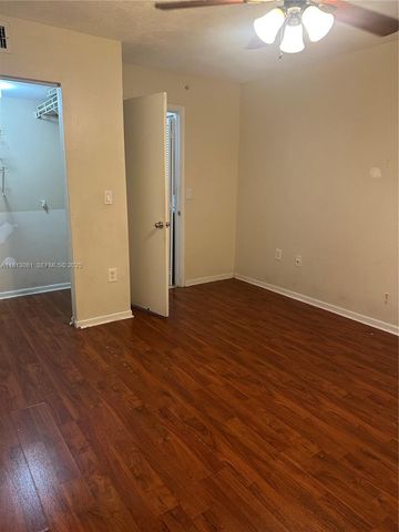 4828 N State Road 7 8107, Coconut Creek, FL 33073