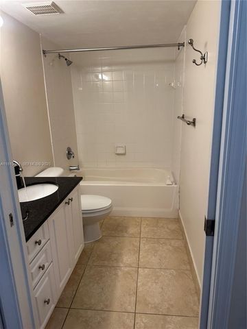 4828 N State Road 7 8107, Coconut Creek, FL 33073