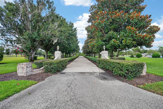 350 FOX HOLLOW FARMS RD, Pierson, FL 32180