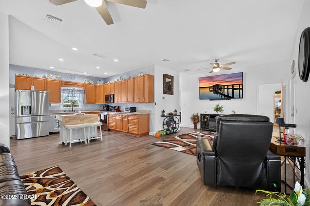 350 FOX HOLLOW FARMS RD, Pierson, FL 32180