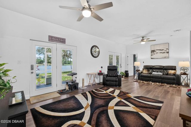 350 FOX HOLLOW FARMS RD, Pierson, FL 32180