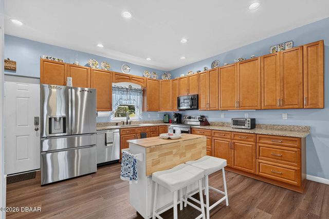 350 FOX HOLLOW FARMS RD, Pierson, FL 32180