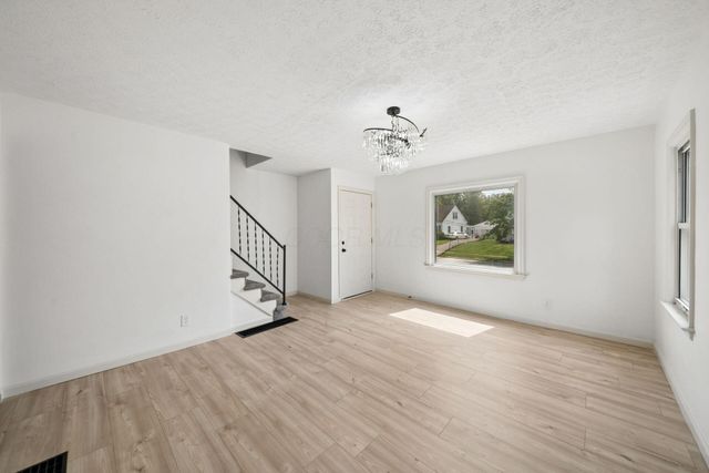 2476 Argyle Drive, Columbus, OH 43219