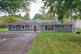 6239 Grange Hall Road, Holly, MI 48442