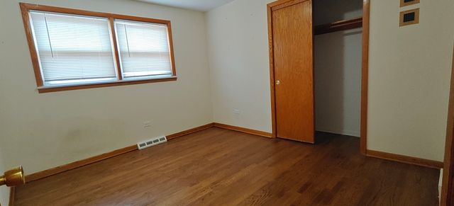 10824 S Sacramento Avenue, Chicago, IL 60655