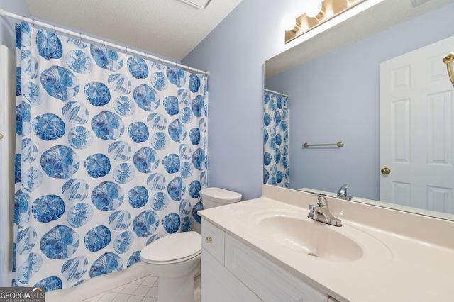 1202 Lauren Court NW, Acworth, GA 30101