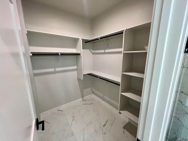 5085 E Los Olivos Dr, San Luis, AZ 85336