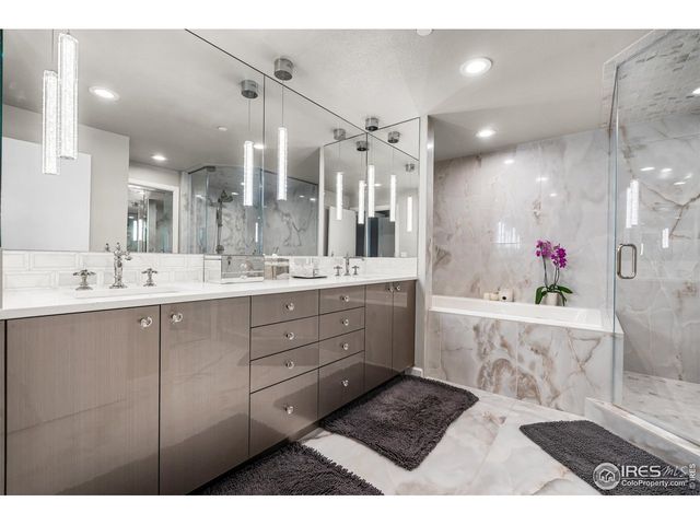 1900 E Girard Pl 1008, Englewood, CO 80113