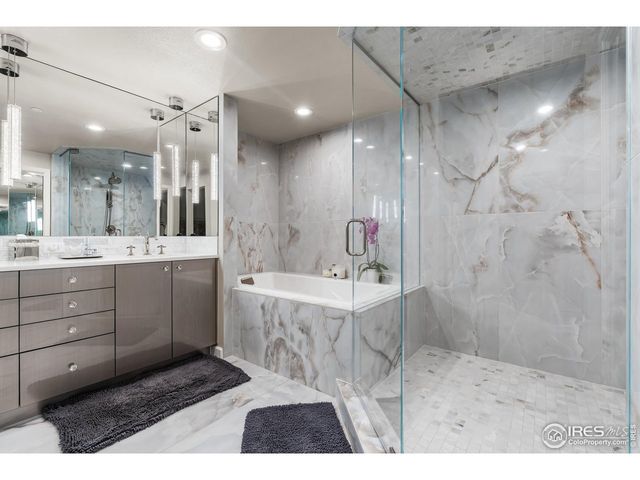 1900 E Girard Pl 1008, Englewood, CO 80113