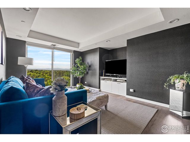 1900 E Girard Pl 1008, Englewood, CO 80113