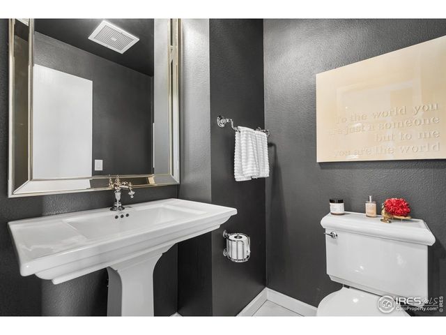 1900 E Girard Pl 1008, Englewood, CO 80113