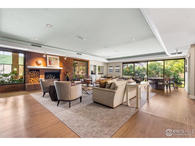 1900 E Girard Pl 1008, Englewood, CO 80113