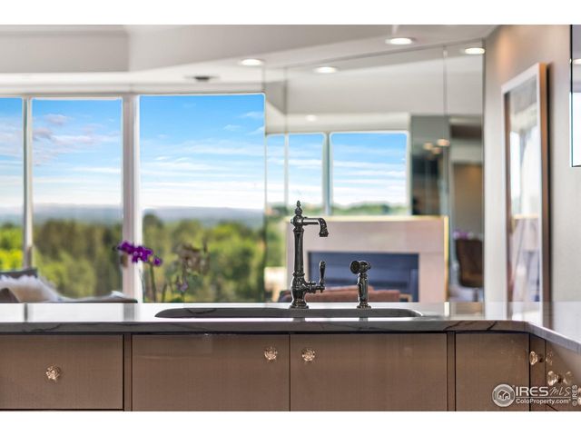 1900 E Girard Pl 1008, Englewood, CO 80113