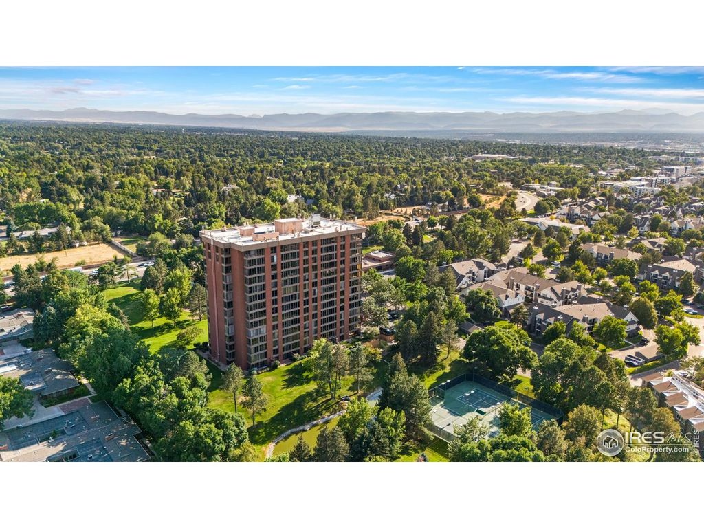 1900 E Girard Pl 1008, Englewood, CO 80113