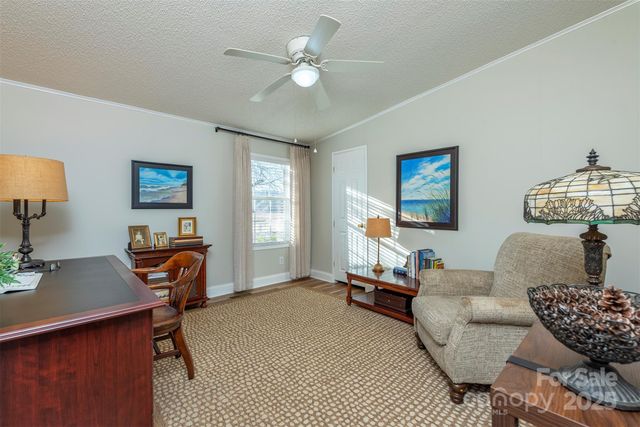 428 Riverwind Drive, Hendersonville, NC 28739