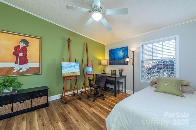 428 Riverwind Drive, Hendersonville, NC 28739