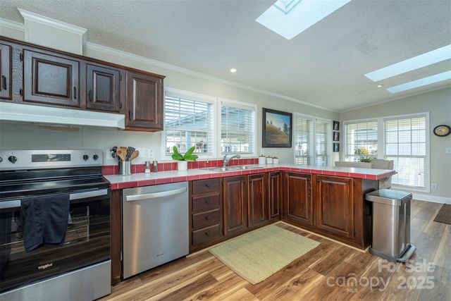 428 Riverwind Drive, Hendersonville, NC 28739