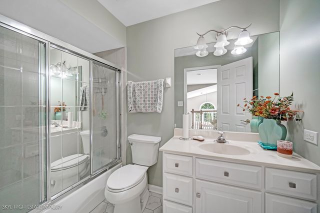 8629 Nancy Lane, Orland Park, IL 60462