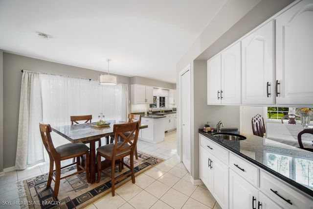 8629 Nancy Lane, Orland Park, IL 60462