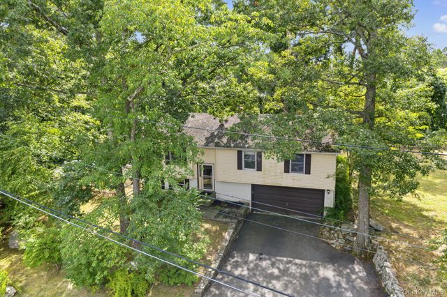 47 Jean Drive, Cortlandt Manor, NY 10567