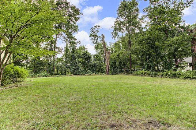 47 Jean Drive, Cortlandt Manor, NY 10567