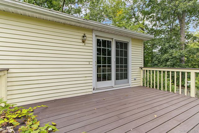 47 Jean Drive, Cortlandt Manor, NY 10567