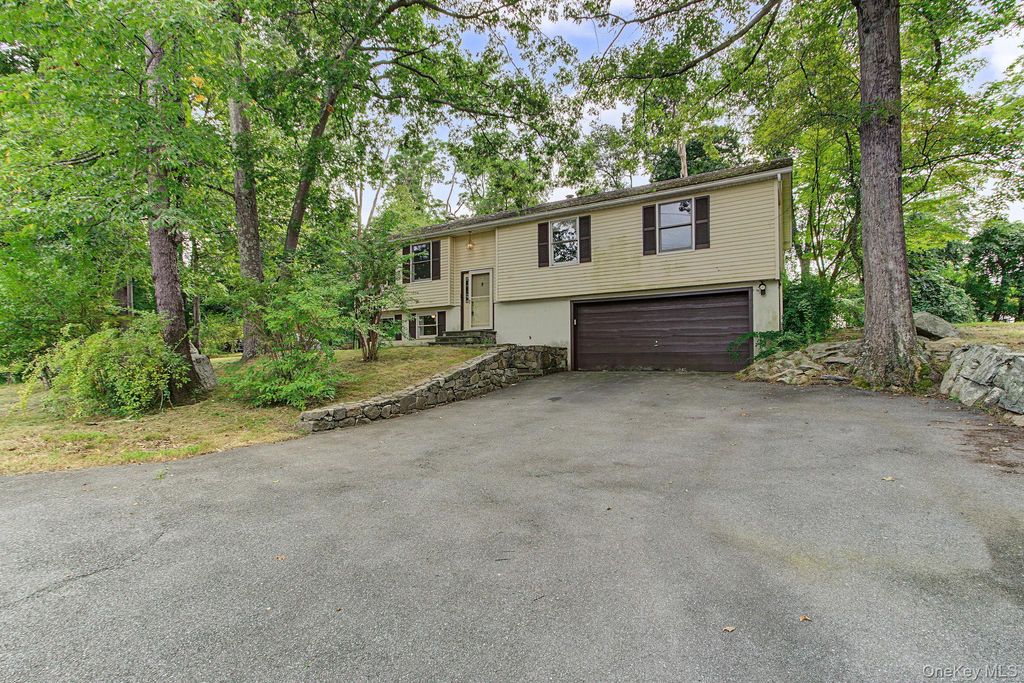 47 Jean Drive, Cortlandt Manor, NY 10567 — photo 2