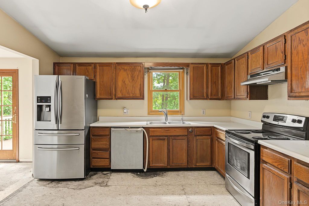 47 Jean Drive, Cortlandt Manor, NY 10567 — photo 5