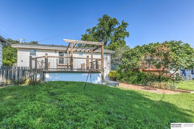 4011 N 92 Avenue, Omaha, NE 68134