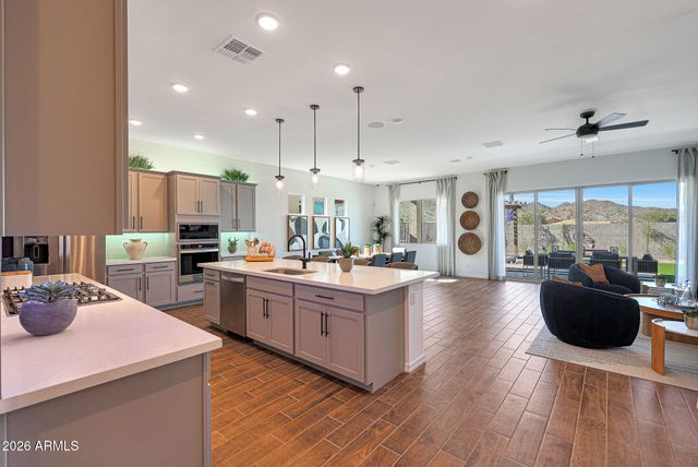34358 N TIMBERLAKE Manor, San Tan Valley, AZ 85144