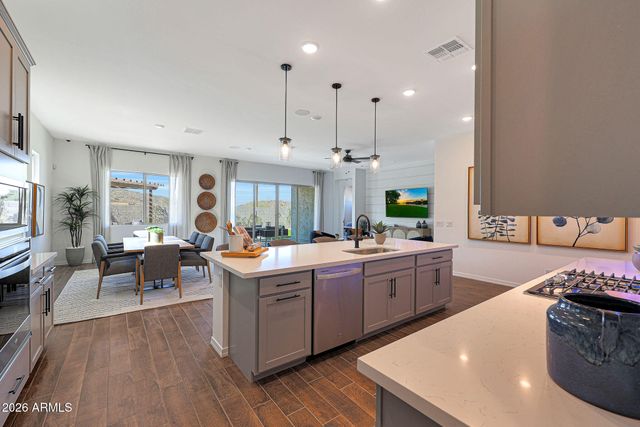 34358 N TIMBERLAKE Manor, San Tan Valley, AZ 85144