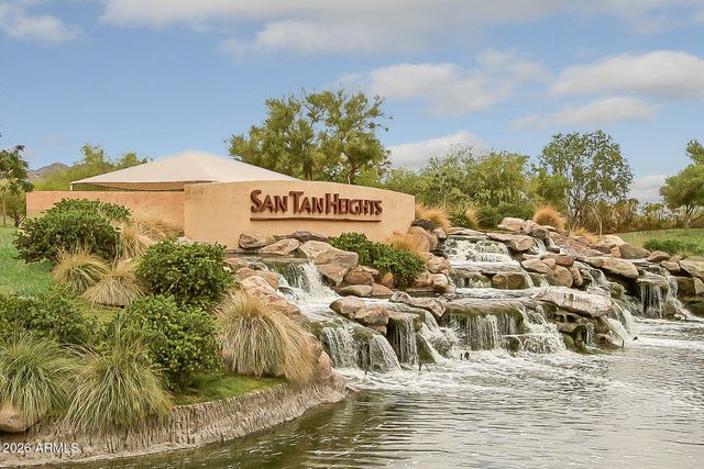 34358 N TIMBERLAKE Manor, San Tan Valley, AZ 85144