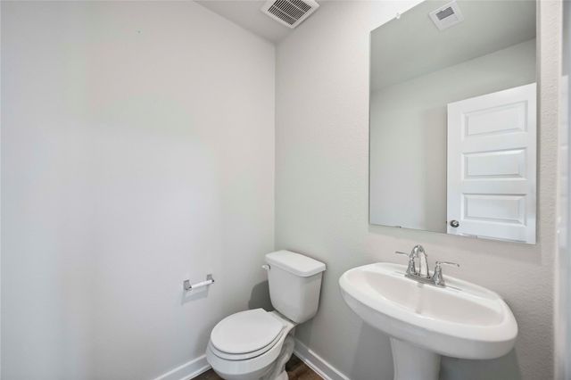 1200 Haverford Lane, Dayton, TX 77535