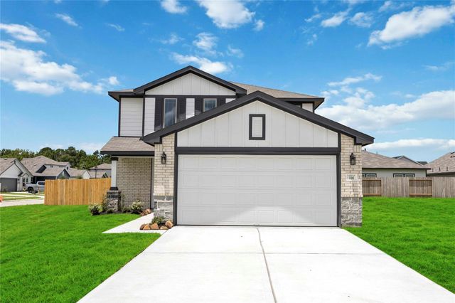 1200 Haverford Lane, Dayton, TX 77535