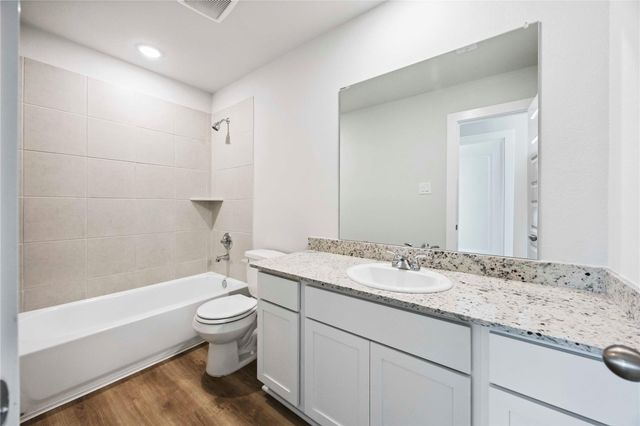 1200 Haverford Lane, Dayton, TX 77535