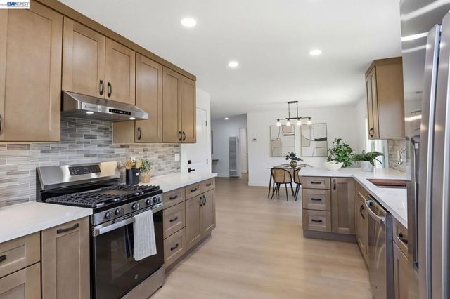 73 Paseo Grande, San Lorenzo, CA 94580