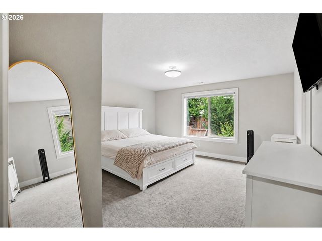 15963 Se TALLINA Dr, Damascus, OR 97089