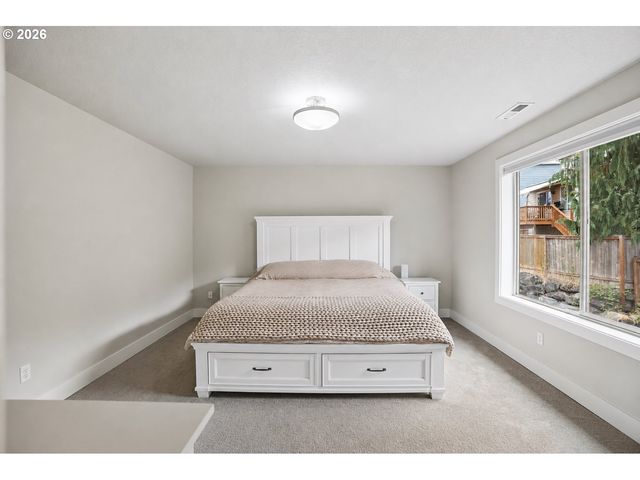 15963 Se TALLINA Dr, Damascus, OR 97089