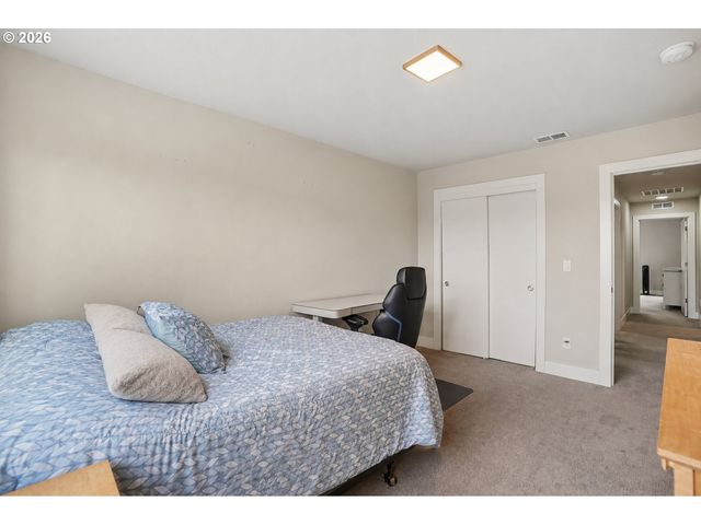15963 Se TALLINA Dr, Damascus, OR 97089