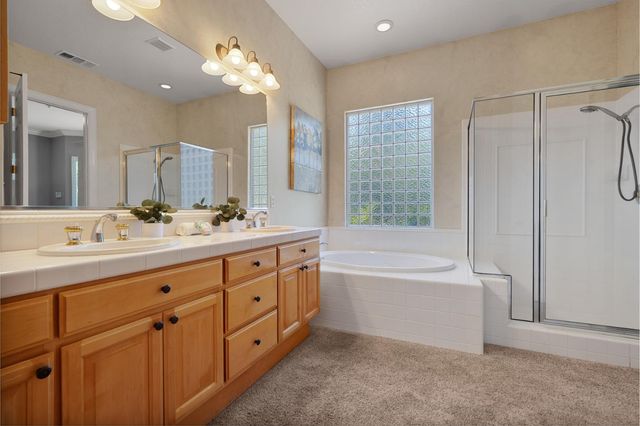 4728 Tenbury Ln, Rocklin, CA 95677